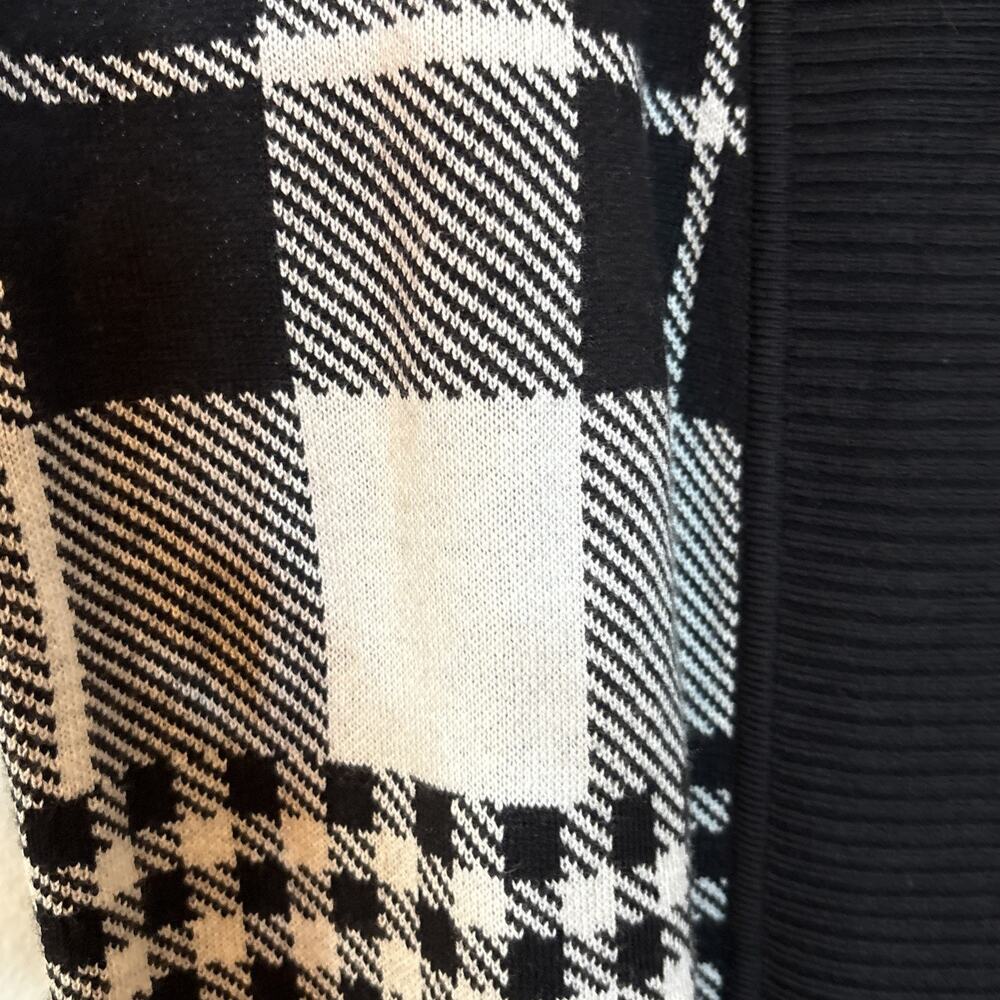 Isaac Mizrahi Live Black and White Plaid Open Long Sleeve Sweater Cardigan L - Picture 4 of 10